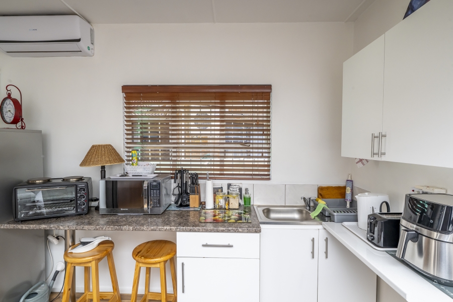 8 Bedroom Property for Sale in Brackenfell South Western Cape